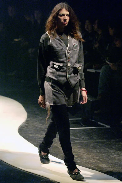 Look 3